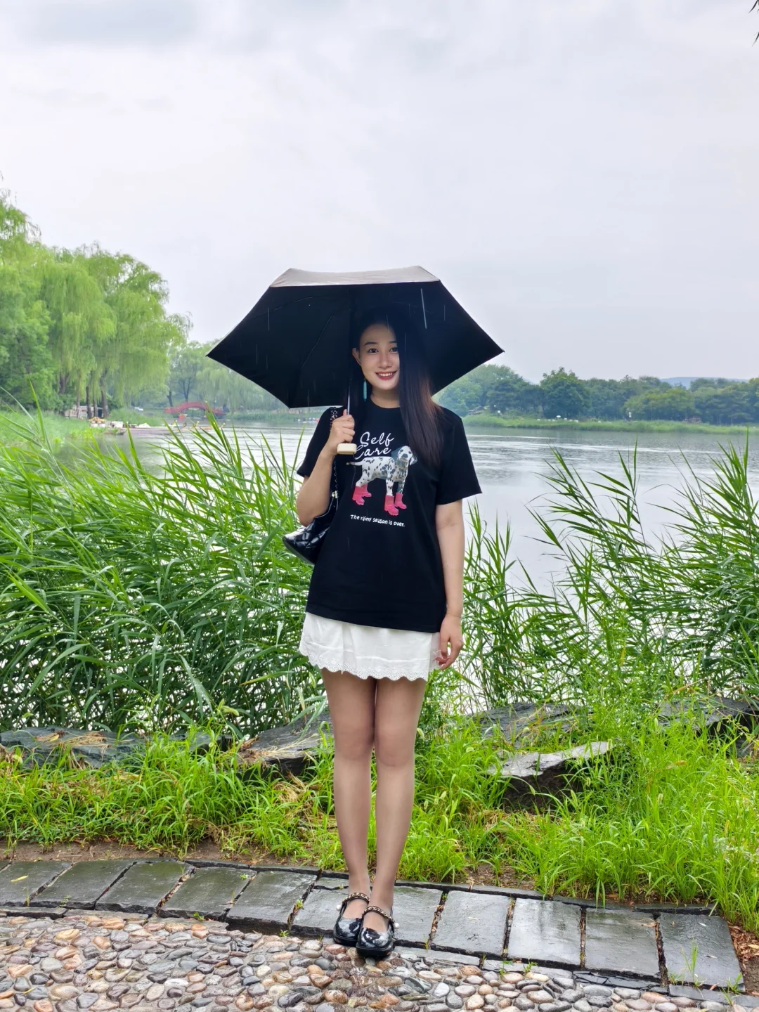 在一个自然而然的雨天
