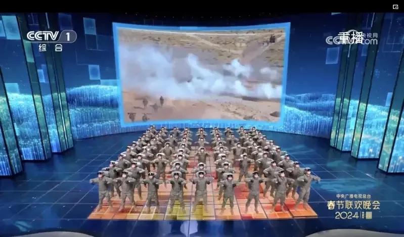 解放军登央视春晚，美国学者及媒体恶意解读，称对台“恐吓”意味浓。据反华媒体“美国