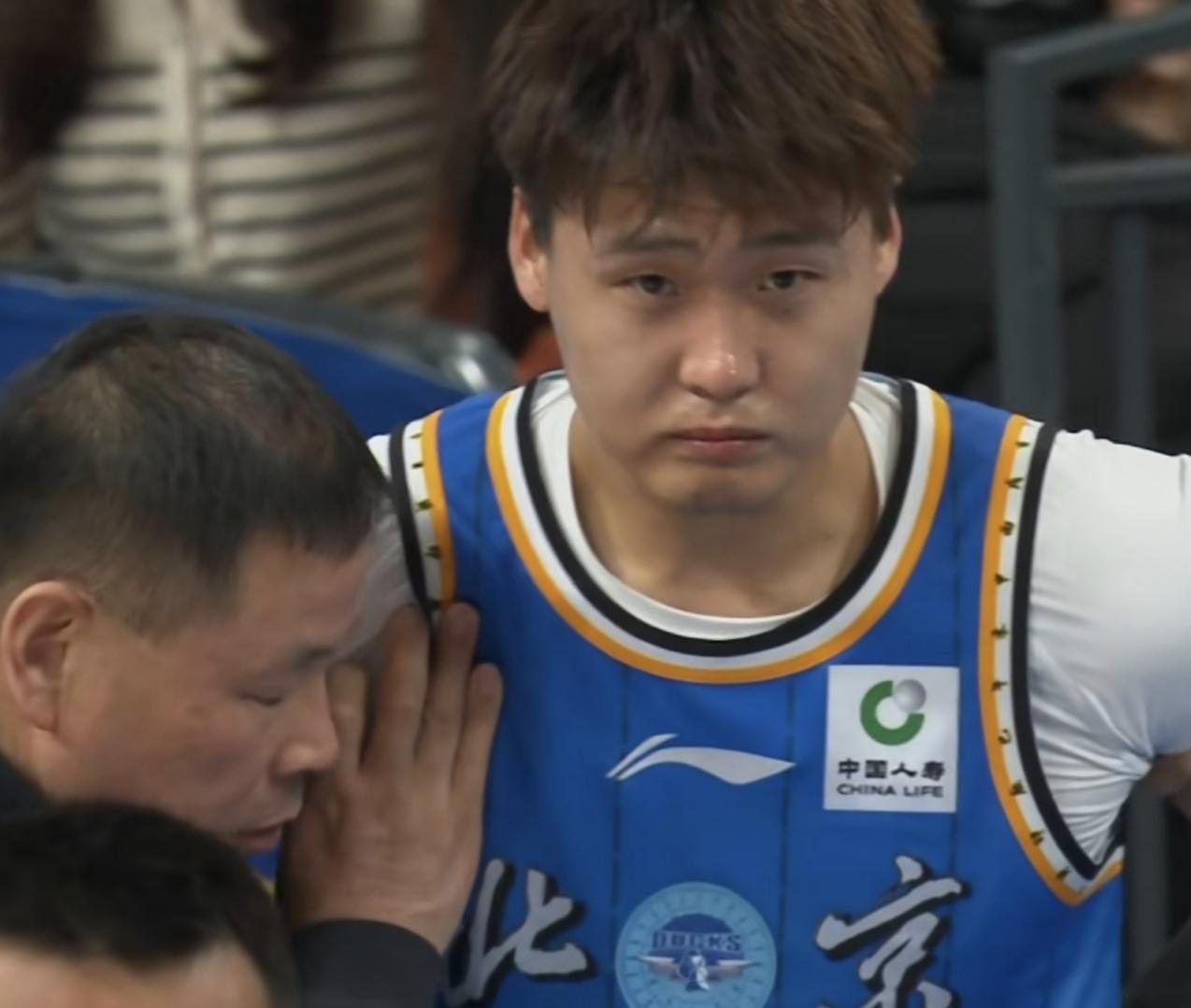 CBA常规赛/赵睿再度受伤，比起北汽球迷，郭士强可能会更加着急！
在1月24日进