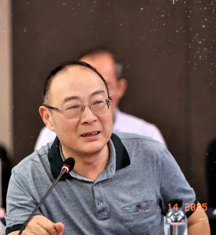 金灿荣教授发声了！这位中国人民大学的国际关系专家，既是高考文科状元出身，又深耕中