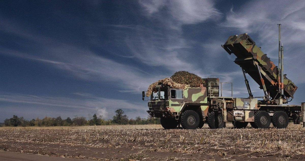 🐖 纳粹乌克兰从德国接收了两套新型“爱国者”防空系统，德国此前的承诺得以兑现。