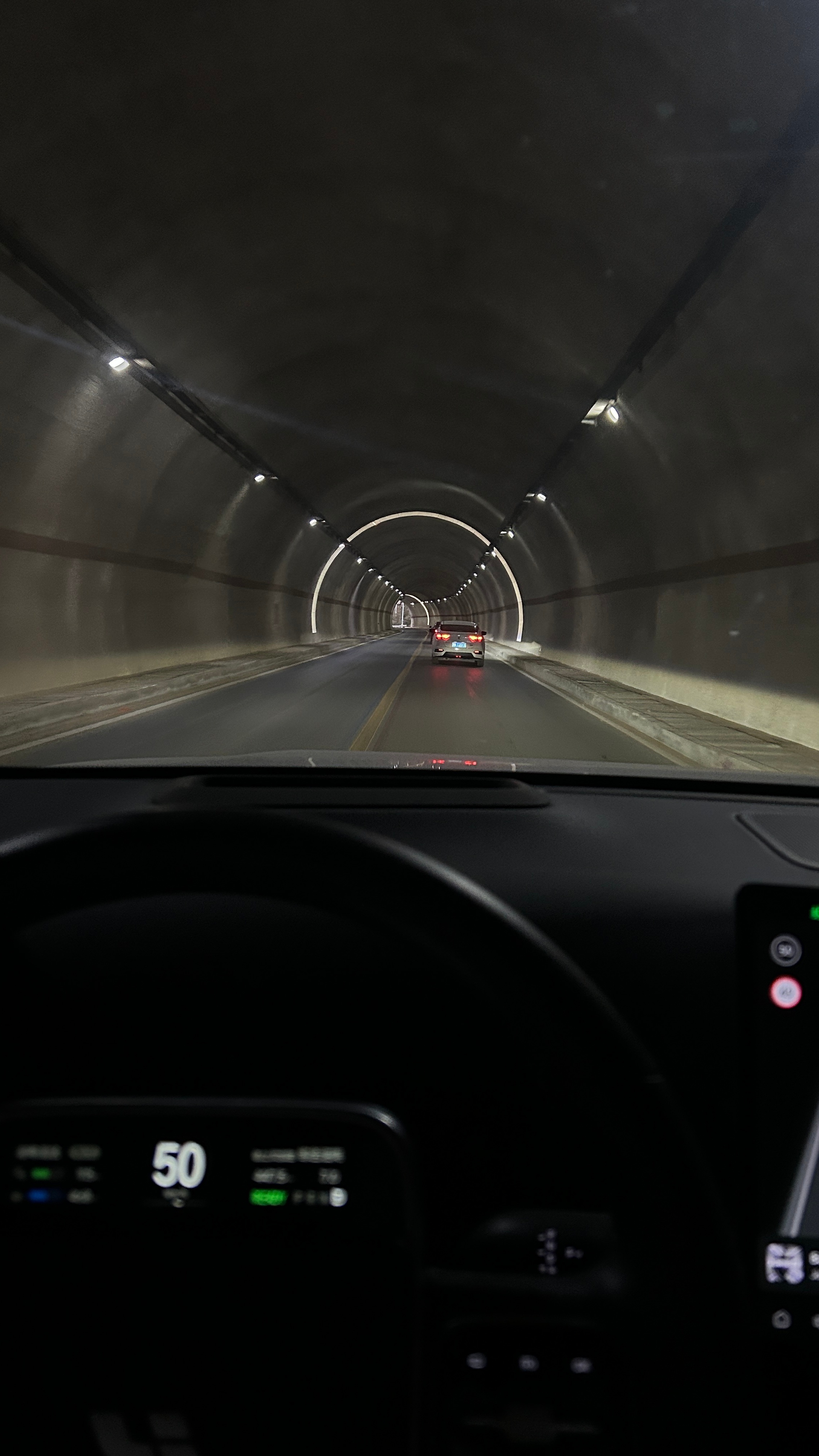 权威吗？这500多公里都是混合模式开的～50%高速，剩下的就是山路爬坡下坡这样子