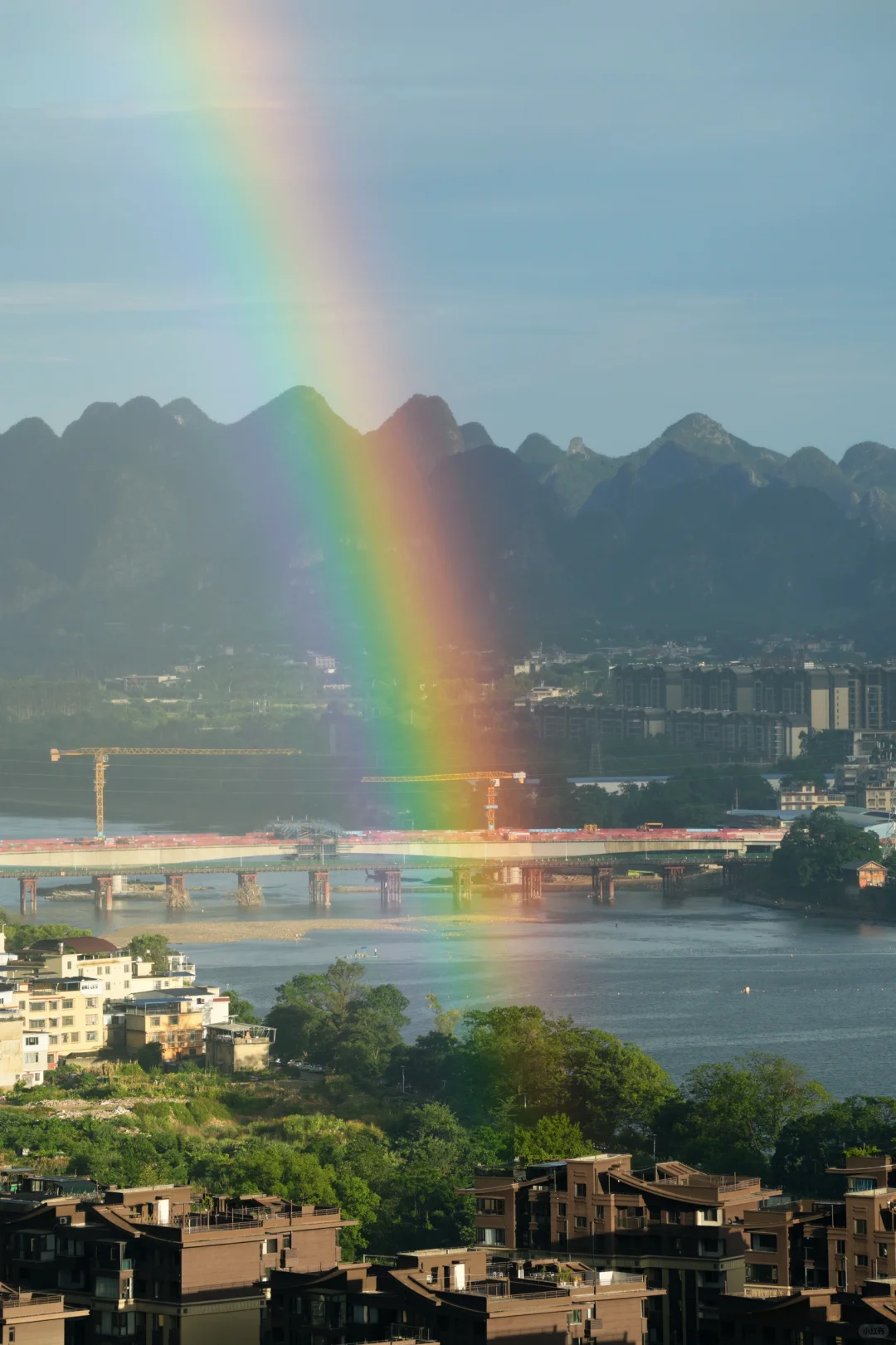 快来桂林，我请你吃🌈