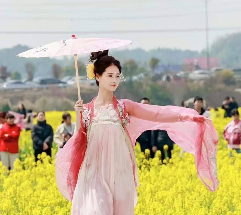 周末不知道去哪玩？沙口解锁春日新玩法，放风筝品鱼米宴还能 “有财花”
周末宅家浪