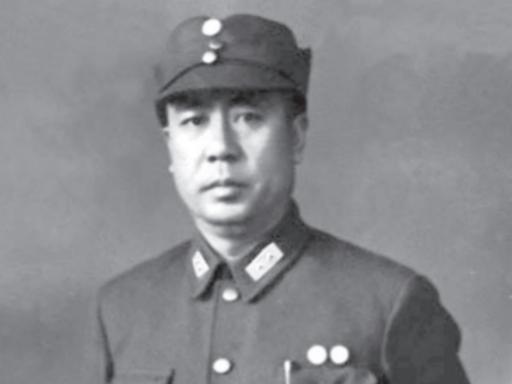 1949年，我党情报人员：国军中将陈宝仓，在台湾白色恐怖时期，把妻儿送到香港后，
