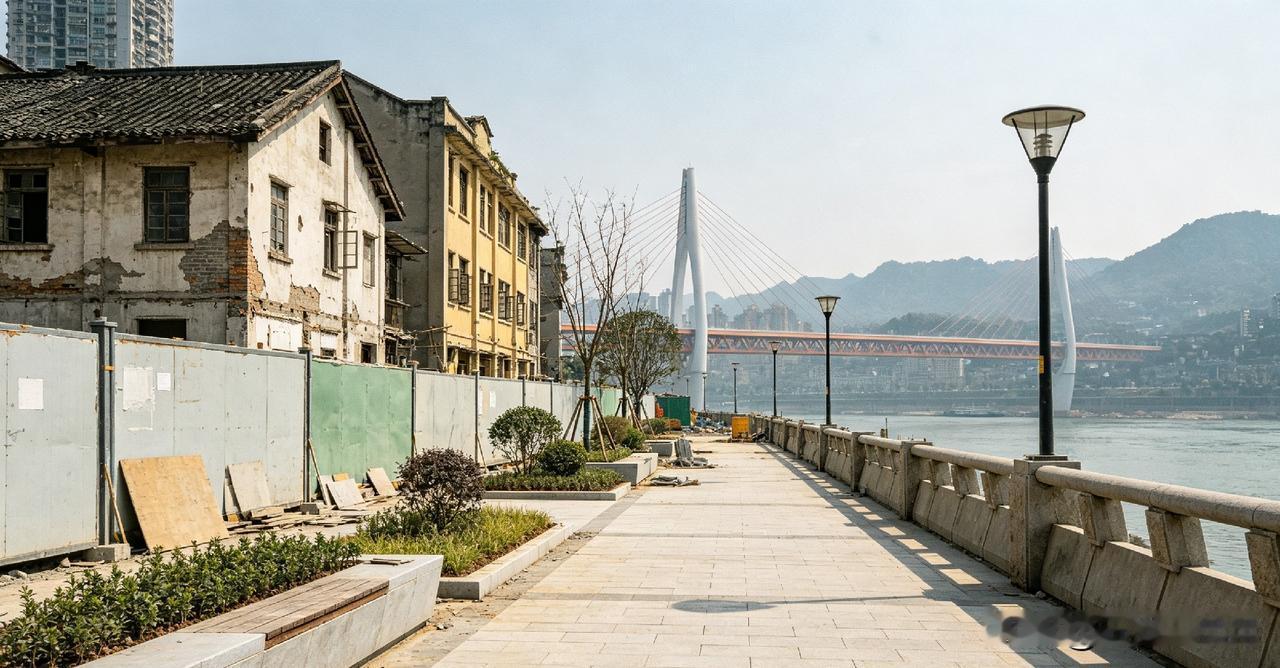 城市更新持续加码重庆，不少网友都在热议，哪些片区能借着这波改造迎来利好。
 
按