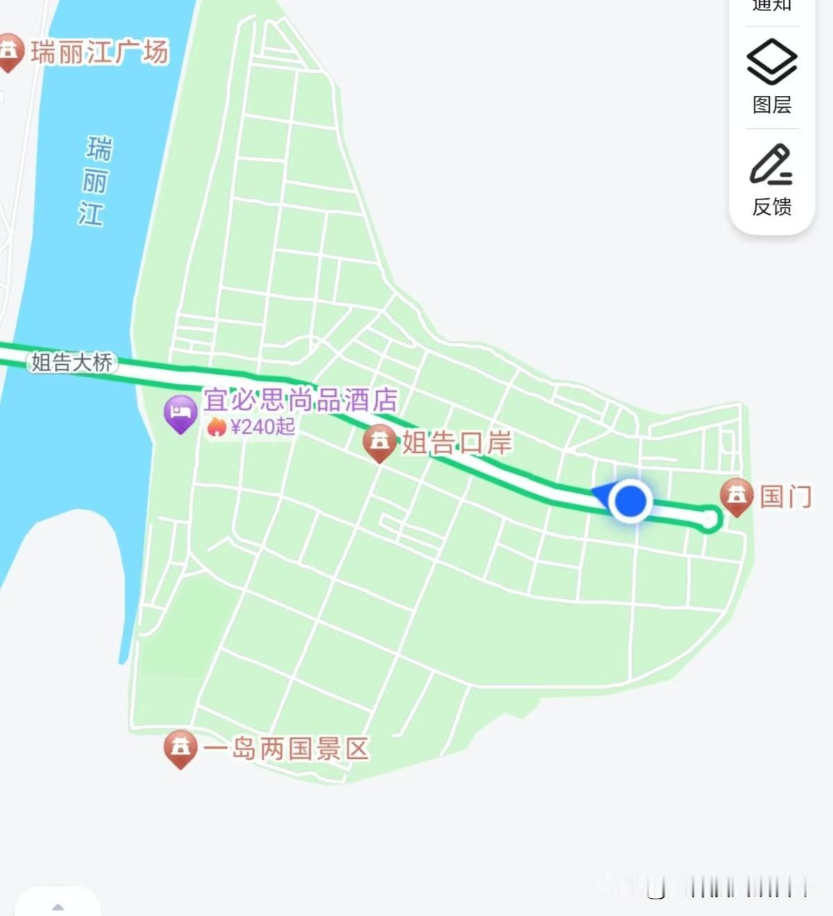 云南瑞丽姐告口岸，从瑞丽江凸出去那一部分，叫“境内关外”，实行的是商品货物贸易免