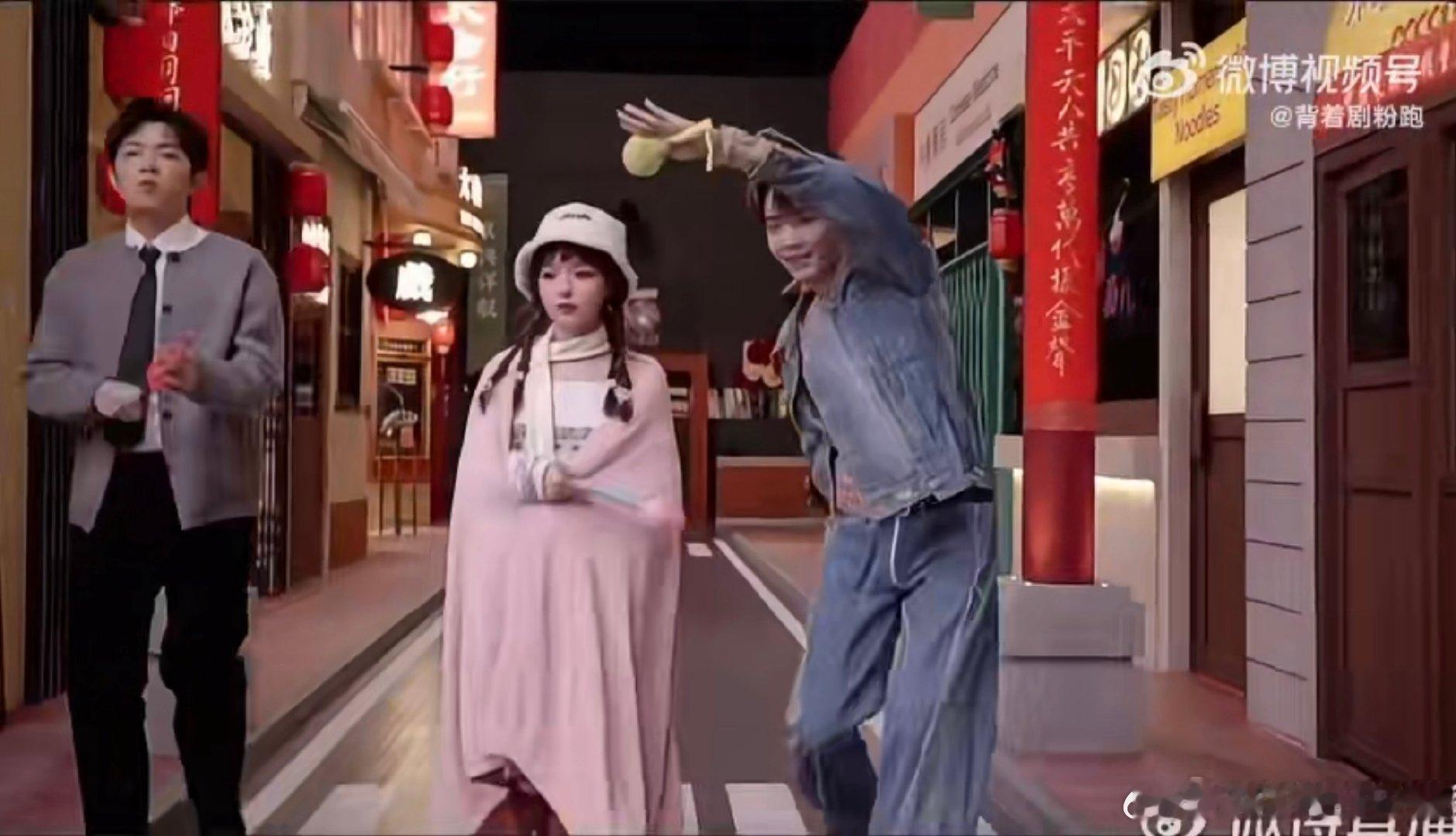 颜人中王赫野黄霄雲刚从短国回来吗 声生不息 颜人中穿搭戳我，温柔男二天花板 