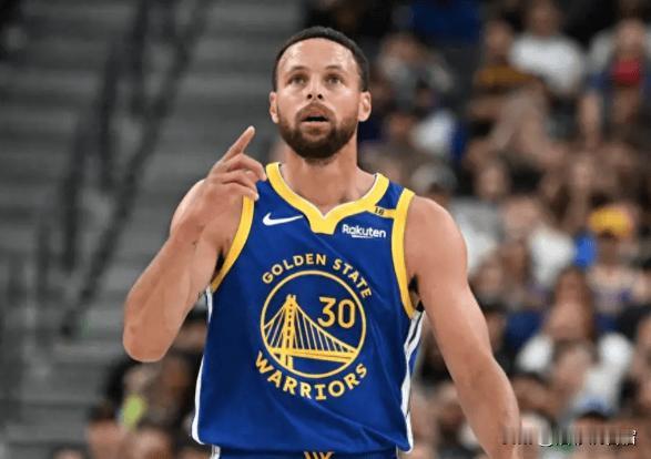 勇士这球输的，勇士全队才抢42个篮板球，猛龙巴恩斯自己抢了25个篮板，一个人顶勇