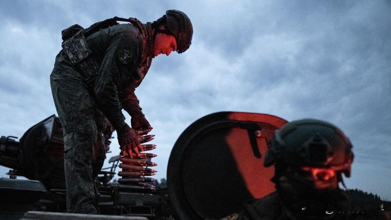 成功摧毁！俄罗斯最新战况！

俄罗斯媒体1月17日报道，俄罗斯国防部宣称，过去一