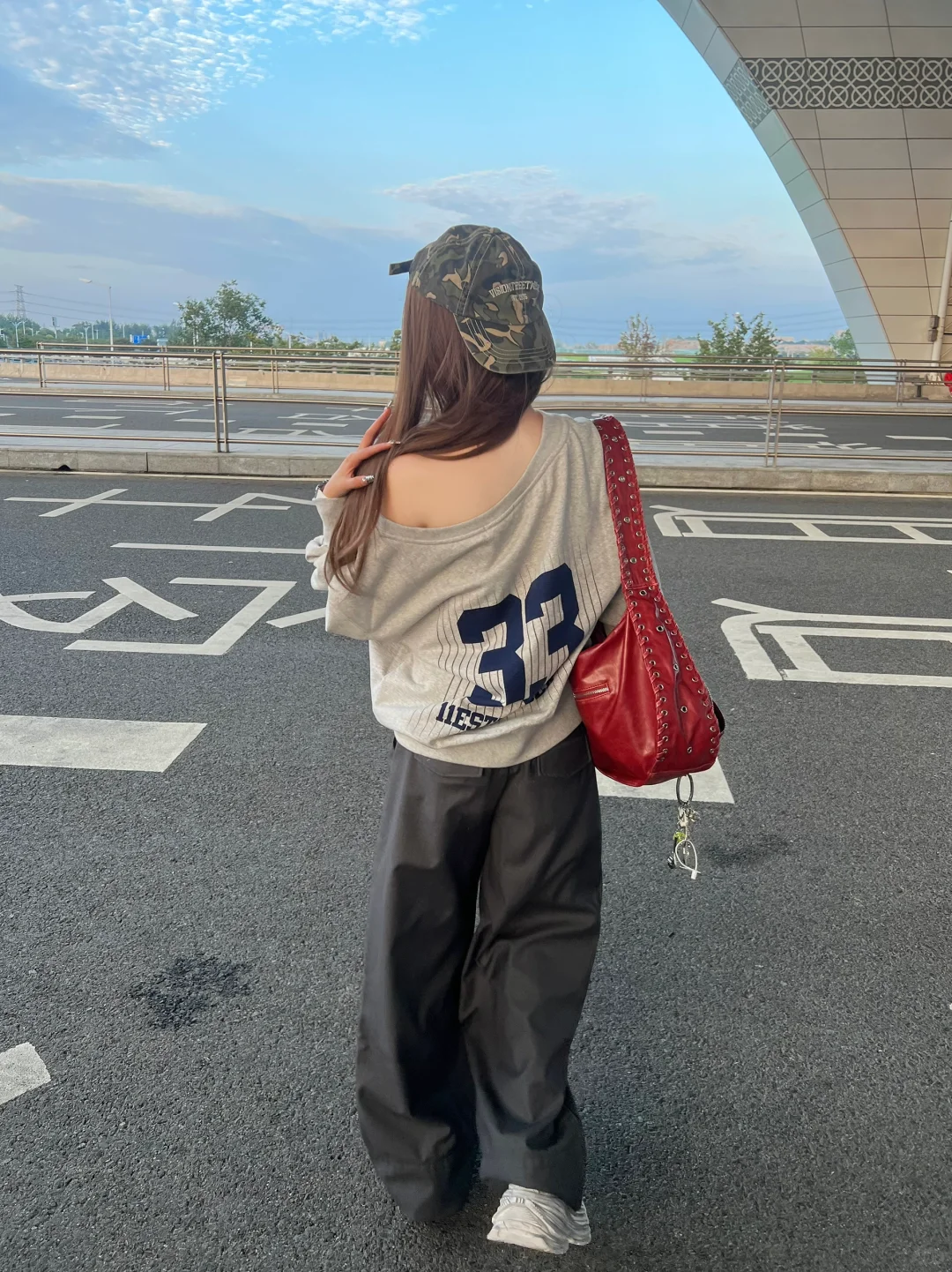 阳光洒在脸上暖暖的