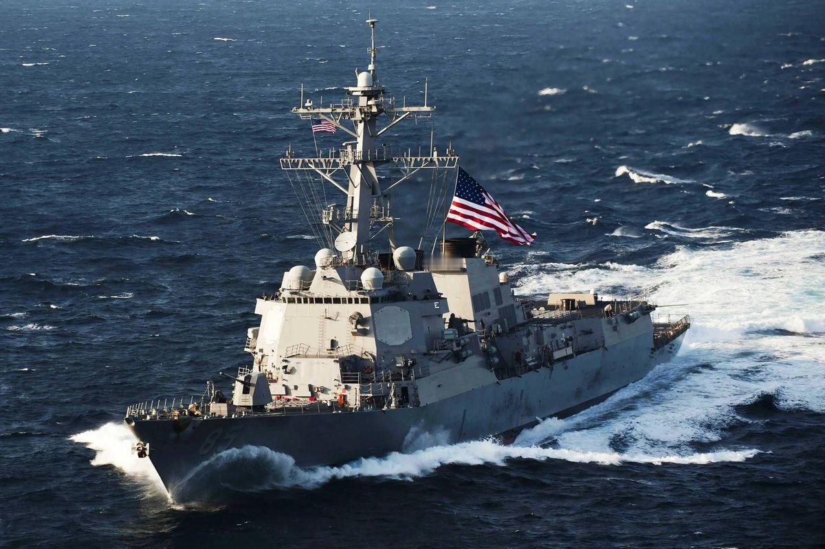 当地时间4月17日，特朗普在社交平台连发七条声明，高调宣称伊朗已全面服软，不仅永