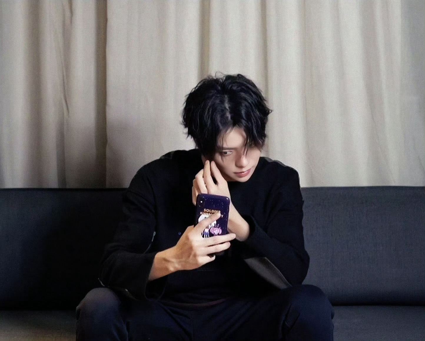 这世上一切美好的事情，你的脸就占了99％优越的脸可以抗下365度无死角自拍角度?