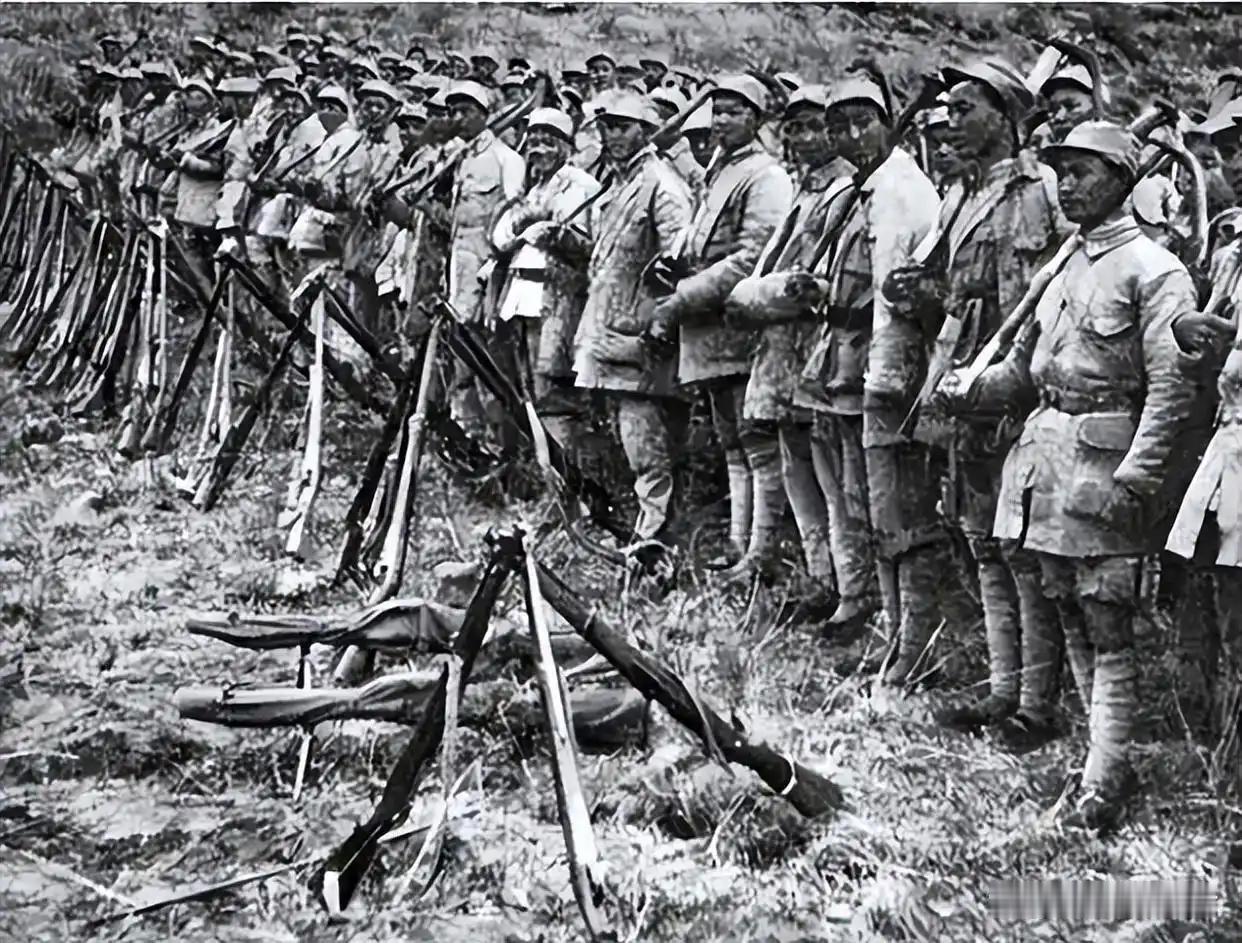 1935年春天，红军长征来到贵州时，曾经逼近兴义县。当时，驻扎在这里的是滇军刘正