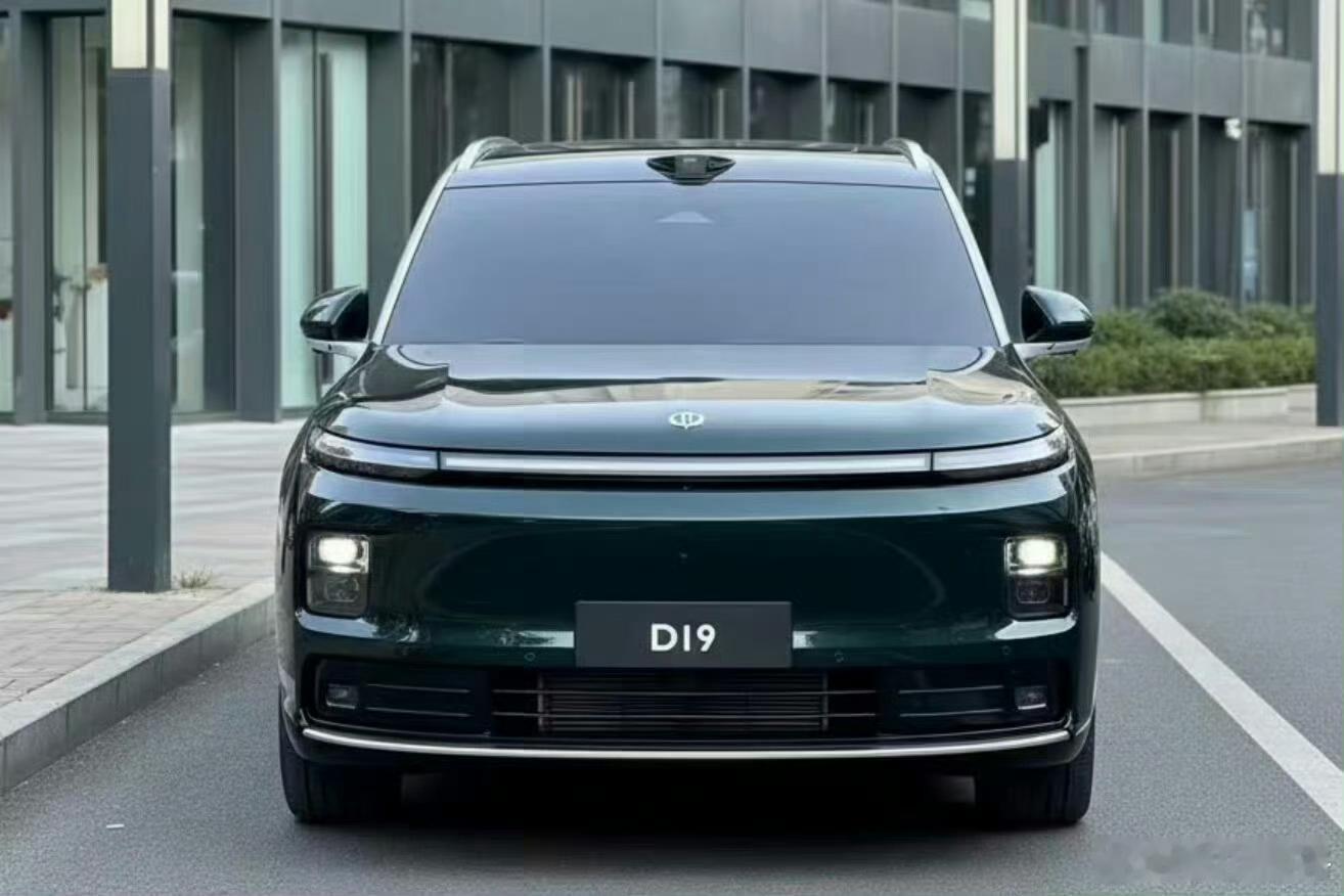 2025年谁家没个9，如今零跑这个半价狂魔的旗舰看到了，D19看图2，显然是空气