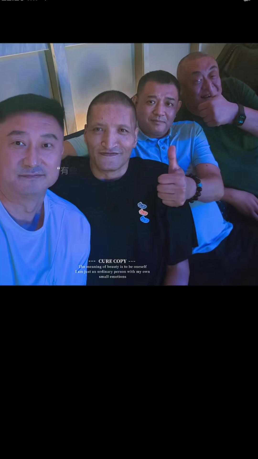 【他们都是中国男篮名宿，球员生涯荣誉满满。虽已退役多年，他们在仕途上发展的非常好