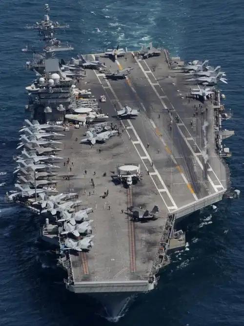 随着美伊双方达成停火状态，美国海军福特号航母即将从中东地区撤离。
       