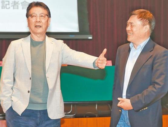 “张亚中的两岸路线看似很正确，但实质上毫不可取；郝龙斌的路线，则是‘台独’路线。