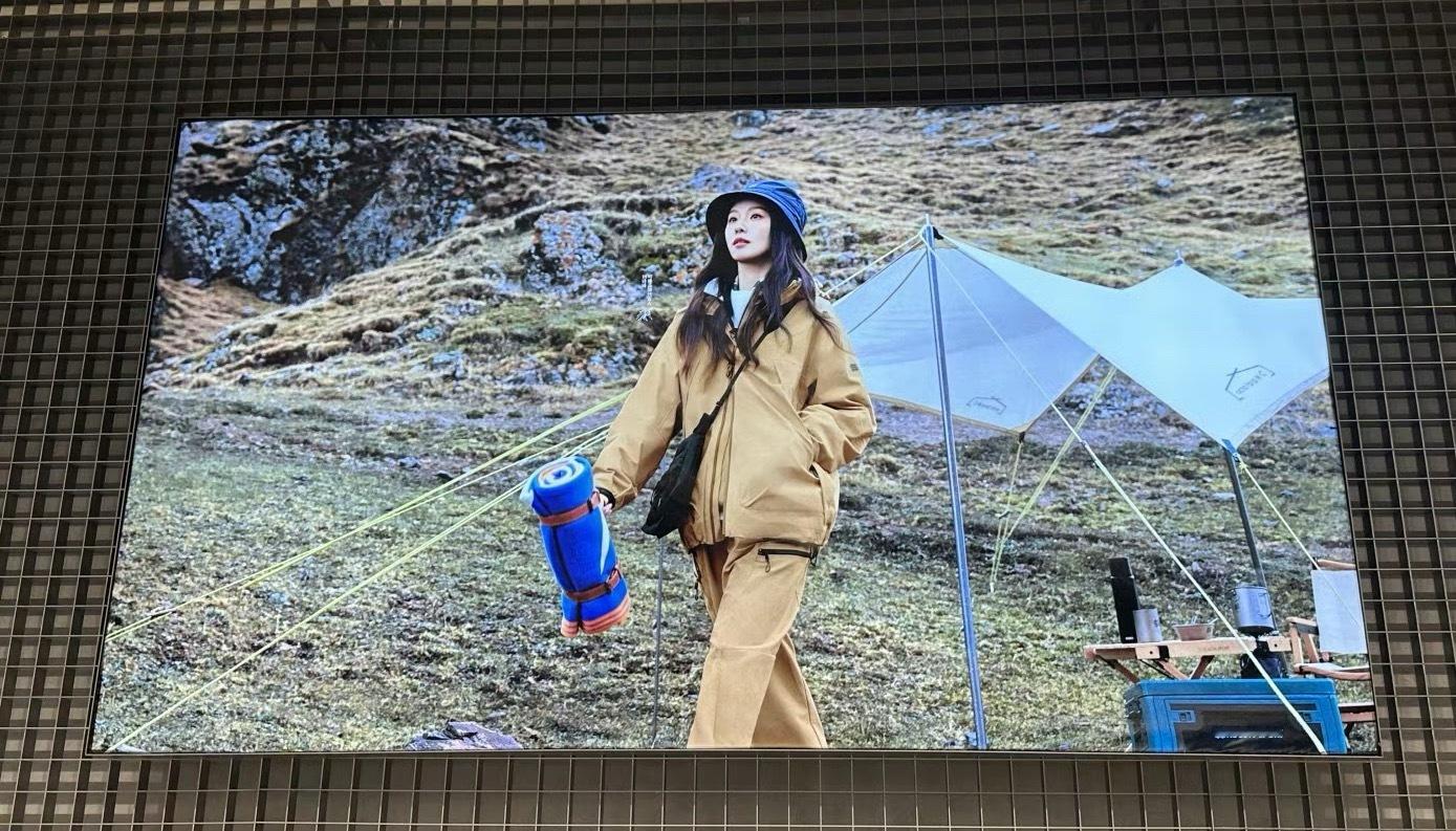 刘诗诗又拍可隆广告？可隆年年上财报大涨，和给刘诗诗拍广告拍的勤离不开，谁不想和刘