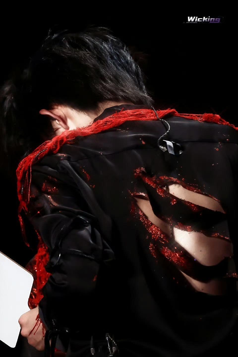 陈奕恒陈奕恒这身妆造真的太帅了和陈奕恒一起拾光筑梦