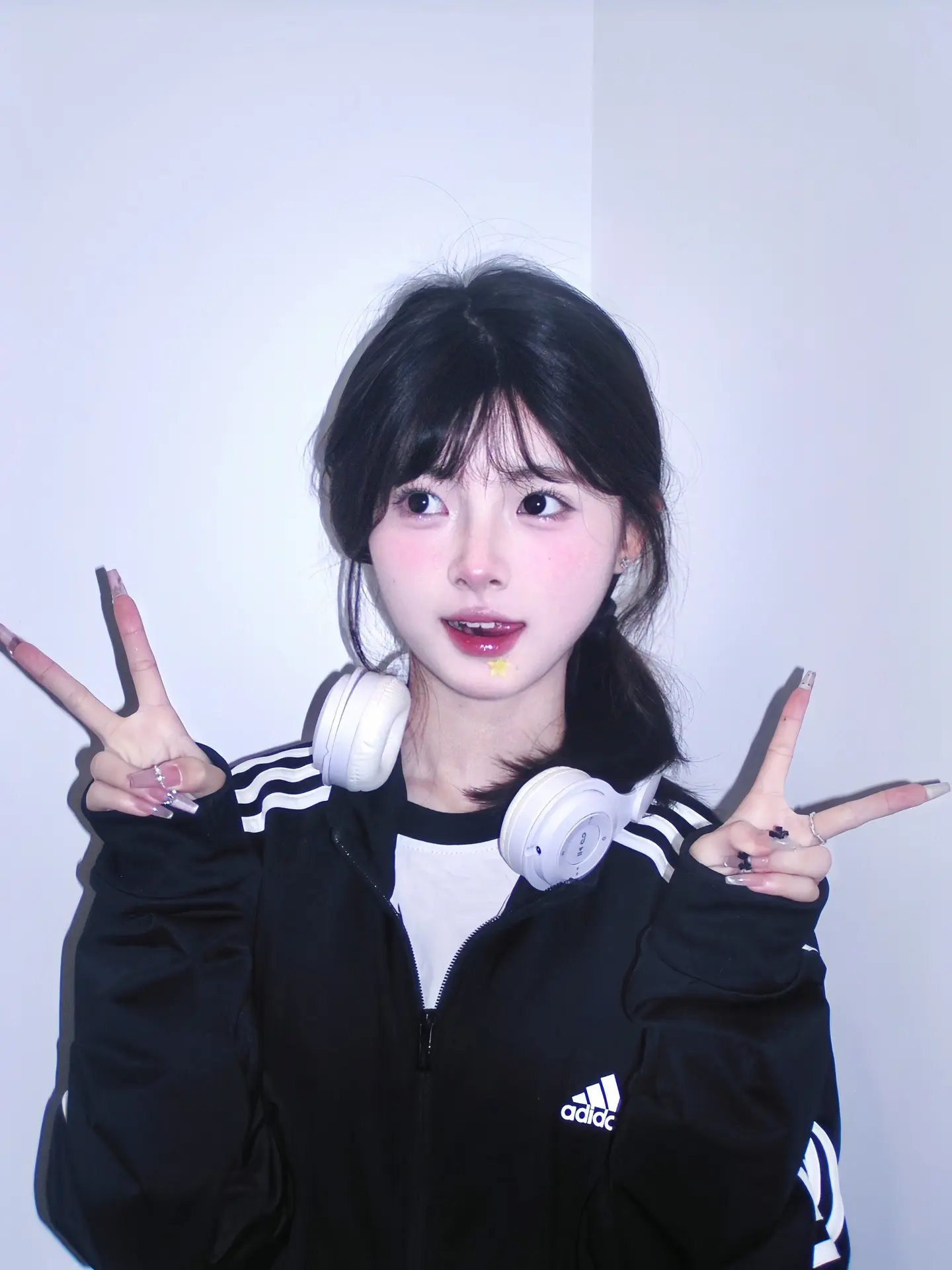 听到爱听的音乐想起熟悉的你。