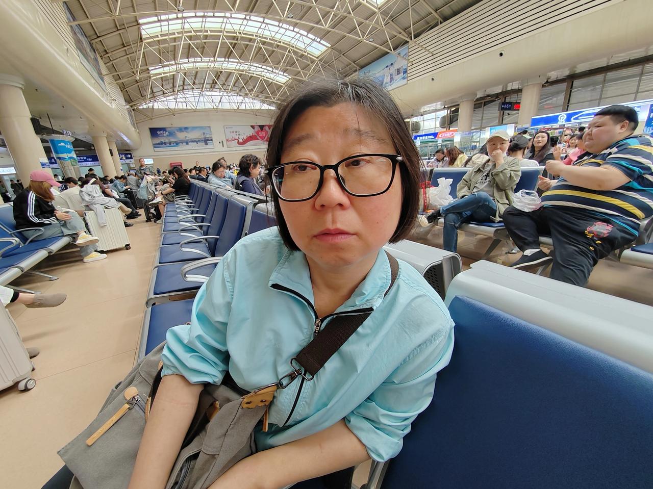 我想问大家一个问题，大家信不信世界上会有这样的女孩？我最近就遇到了一个女孩向我表
