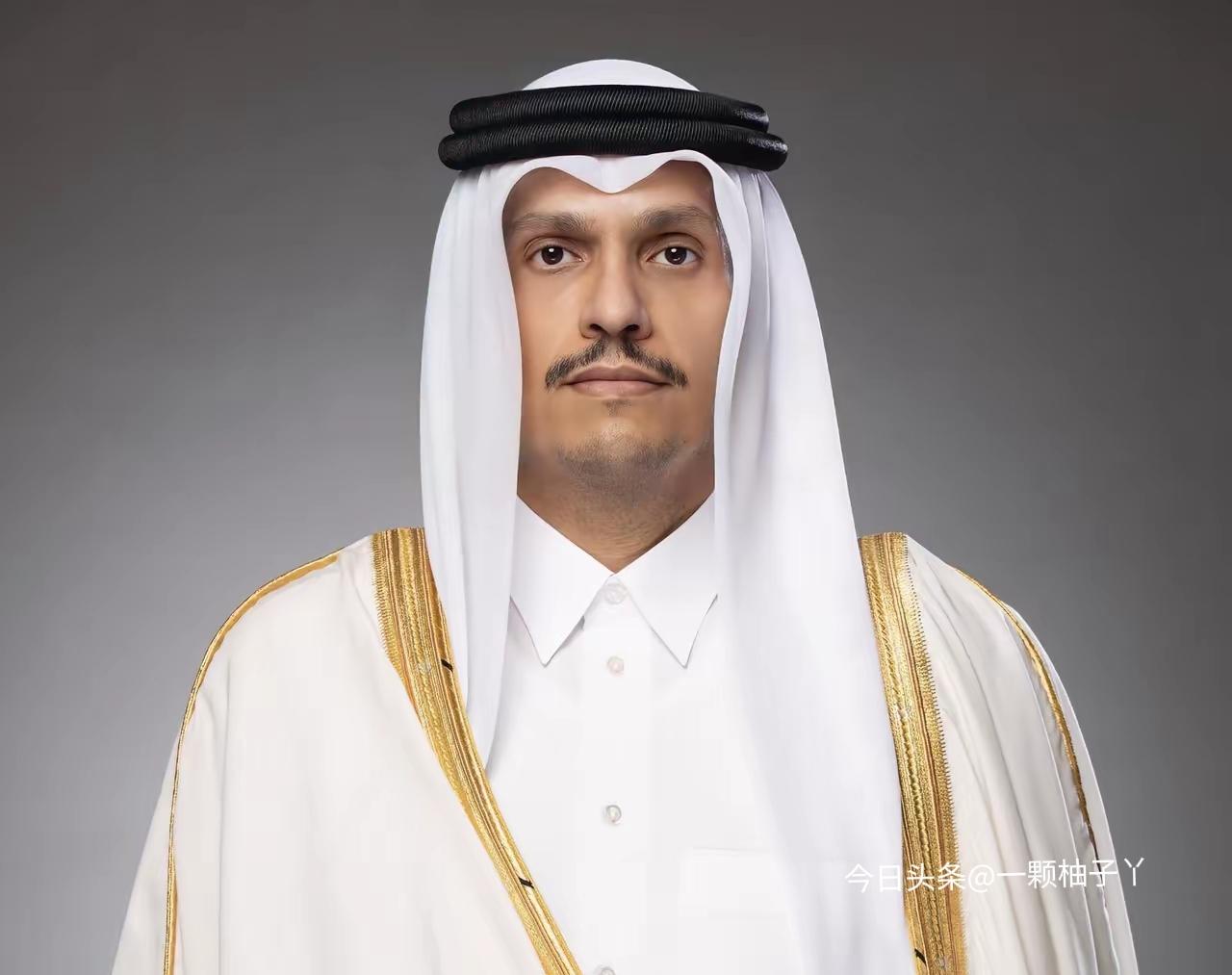 王毅应约与卡塔尔首相兼外交大臣穆罕默德通电话，双方重点就当前中东紧张局势深入交换