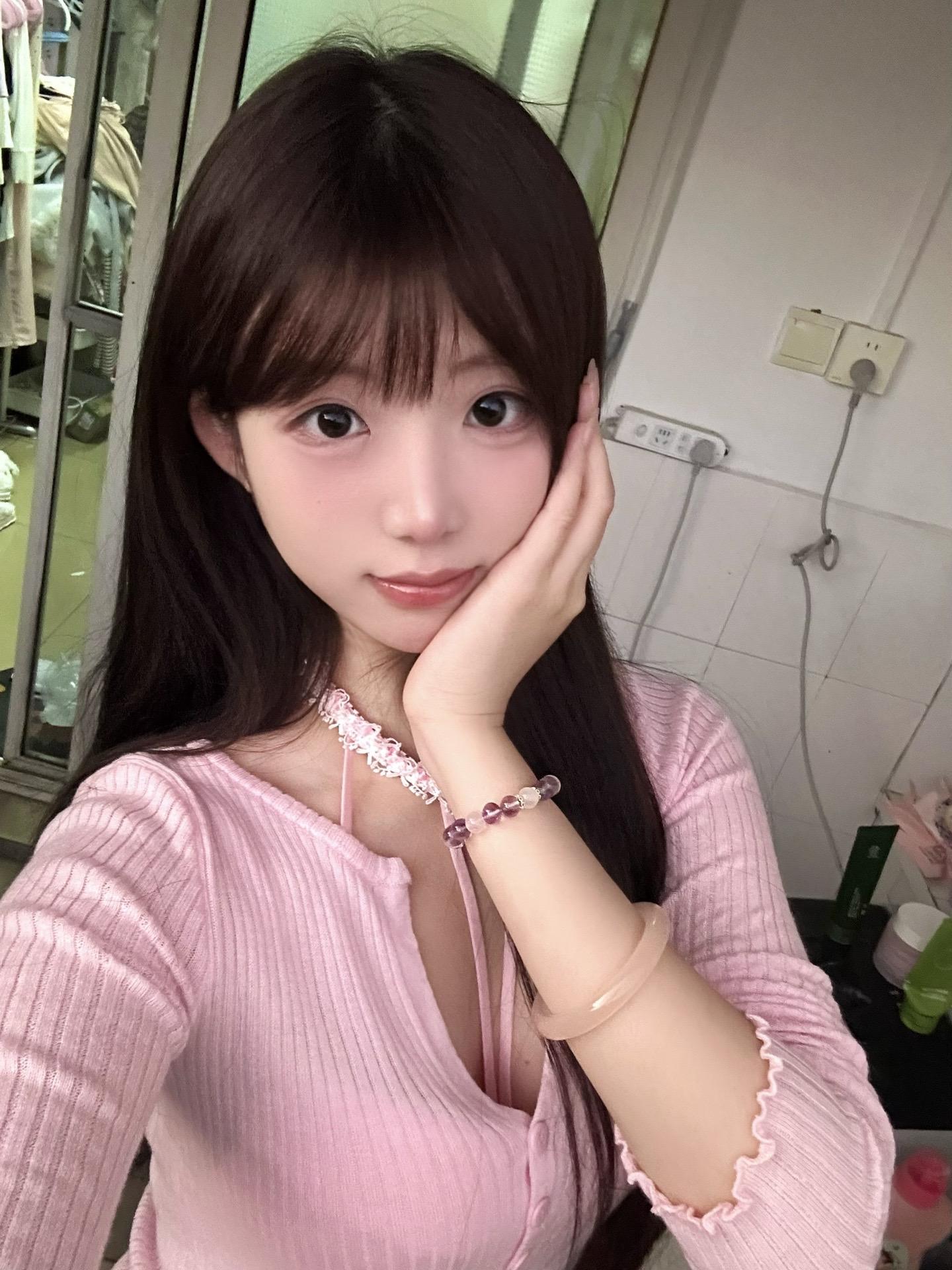你总是问我想要什么 于是我看着你突然好想叹气