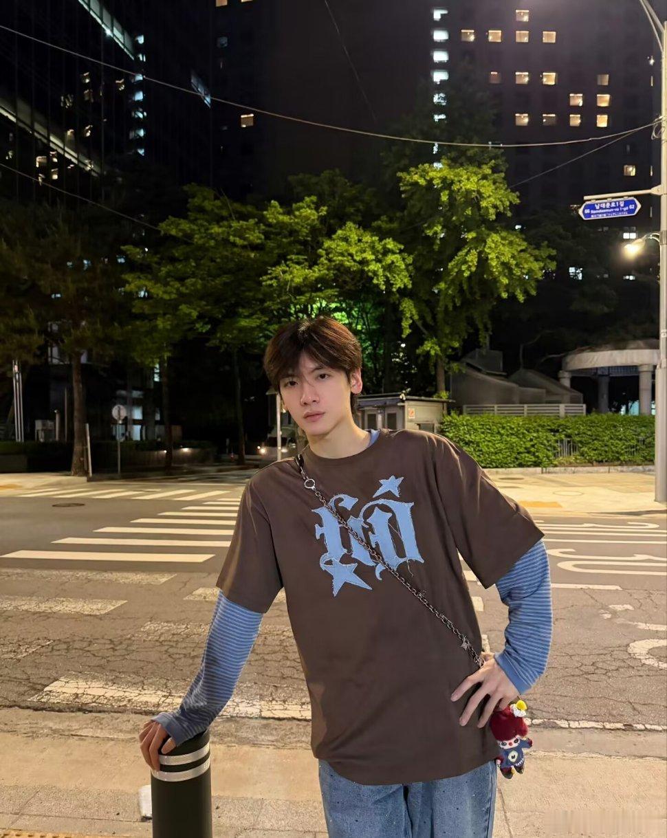 翟潇闻说这个生日过的挺不开心不太理解为什么要对粉丝说这种话，大家的初衷都是希望他