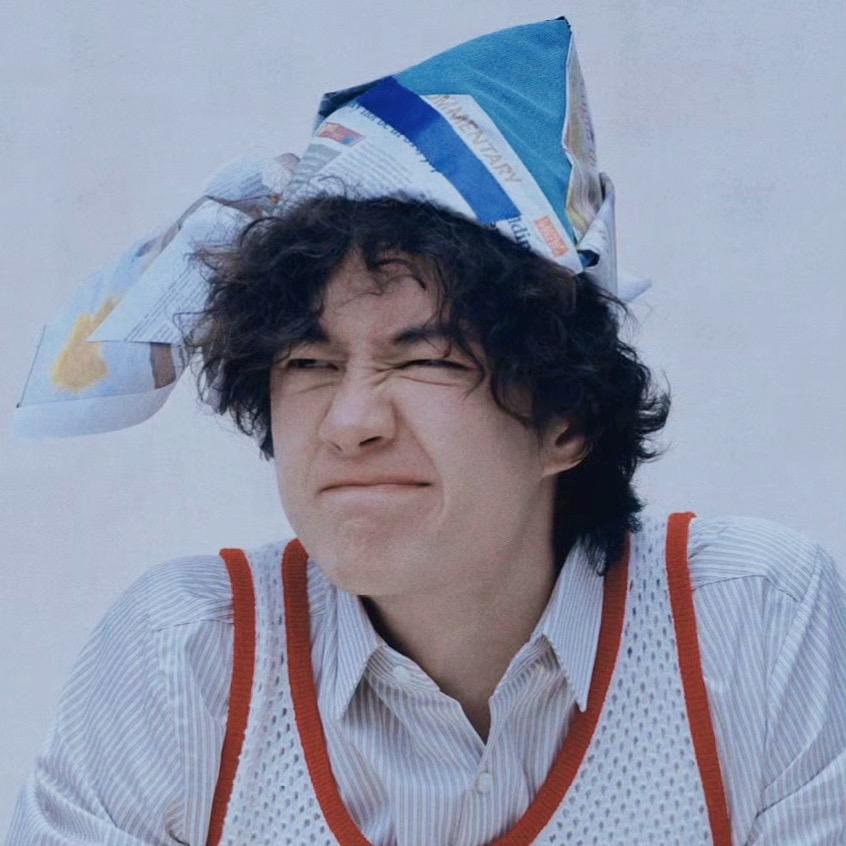 👀这是什么可爱酷宝宝呀～💚。12月 我们可以快乐💚 明天中午12：00💚