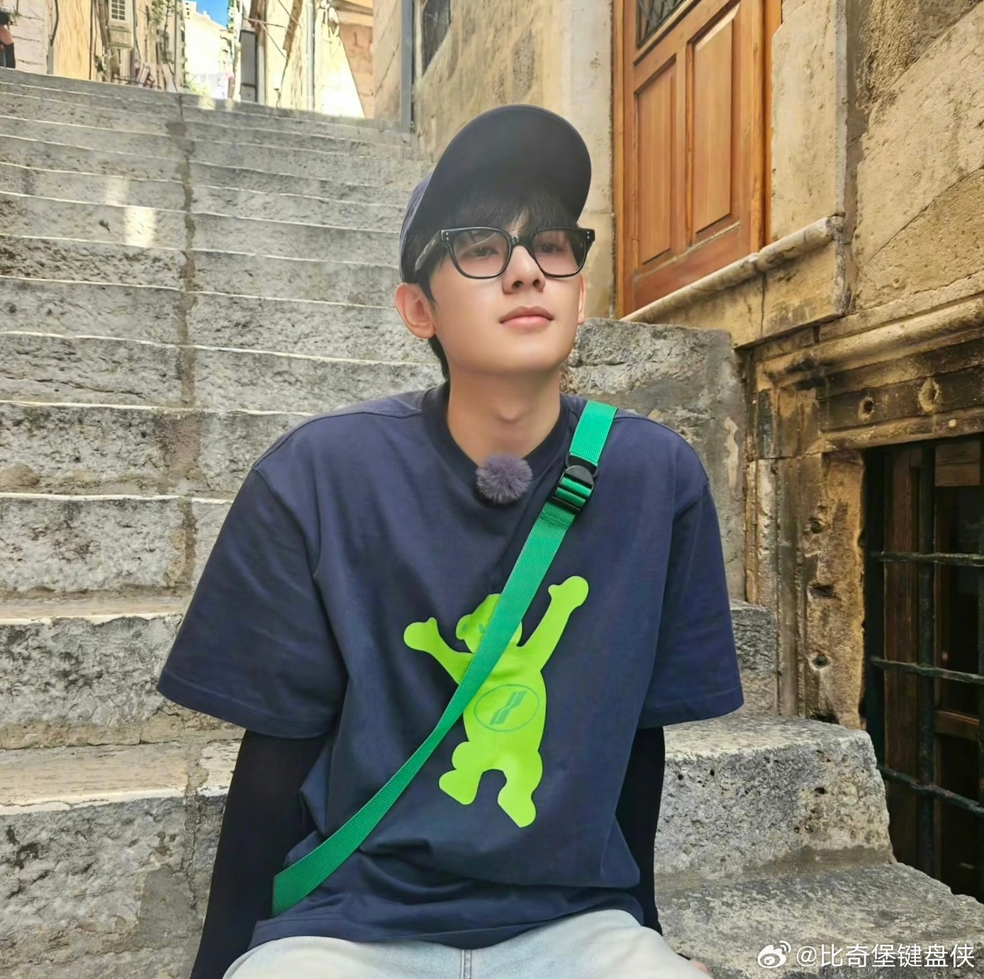 胡先煦这人夫感，西装之下是薄肌哎，你小汁什么时候这么熟啦! ! ! 