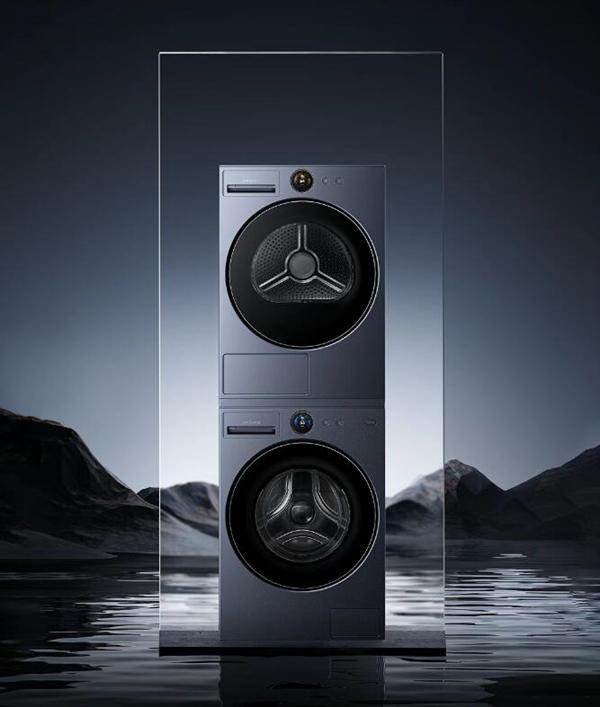 近日，追觅科技推出首款搭载机械臂的洗衣机产品——追觅AI全变频洗烘套装L9，价格