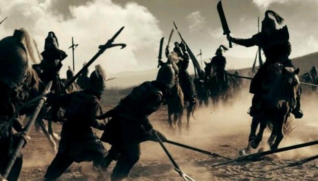 官渡庆功宴上，许褚空案离席，一句磨刀道尽千古护卫之道
 
曹操官渡大胜后大宴群臣