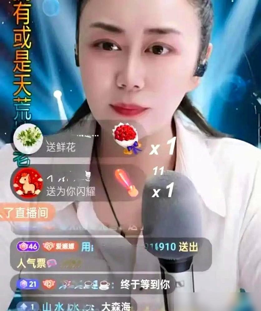 孙媛直播间一片死寂，我告诉你，这根本不是粉丝的锅。
一个国家队的歌唱演员，七年