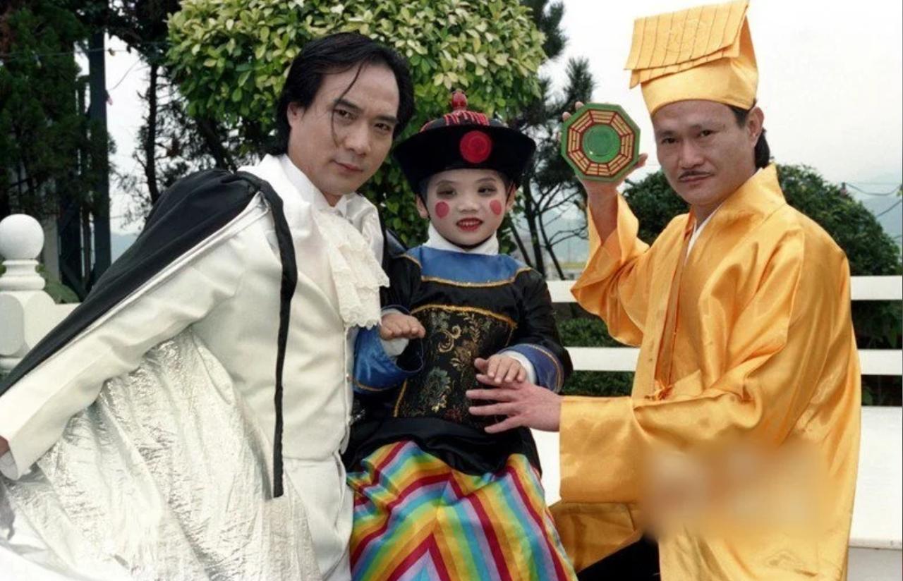 一夫多妻，风流成性，诱拐15岁少女，徐少强临死体面全无。
米雪的妹夫，古龙的好友