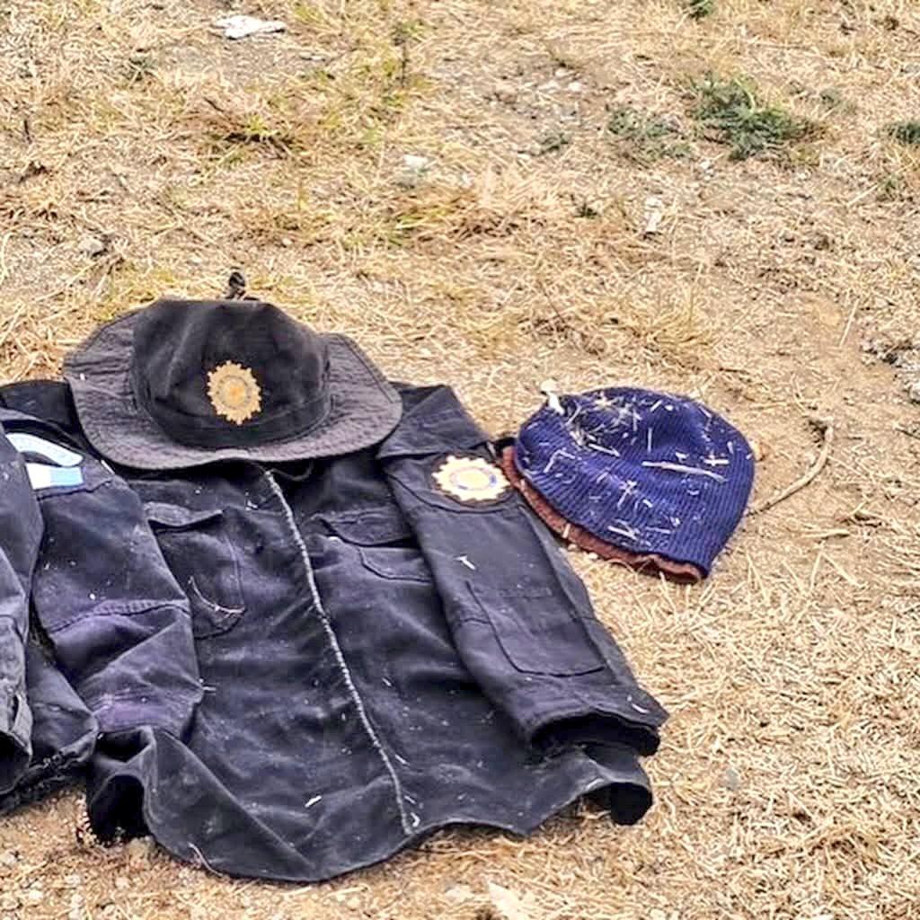 危地马拉军队在危地马拉城第三区巴里奥·埃尔加利托附近的一条峡谷进行例行巡逻时，发