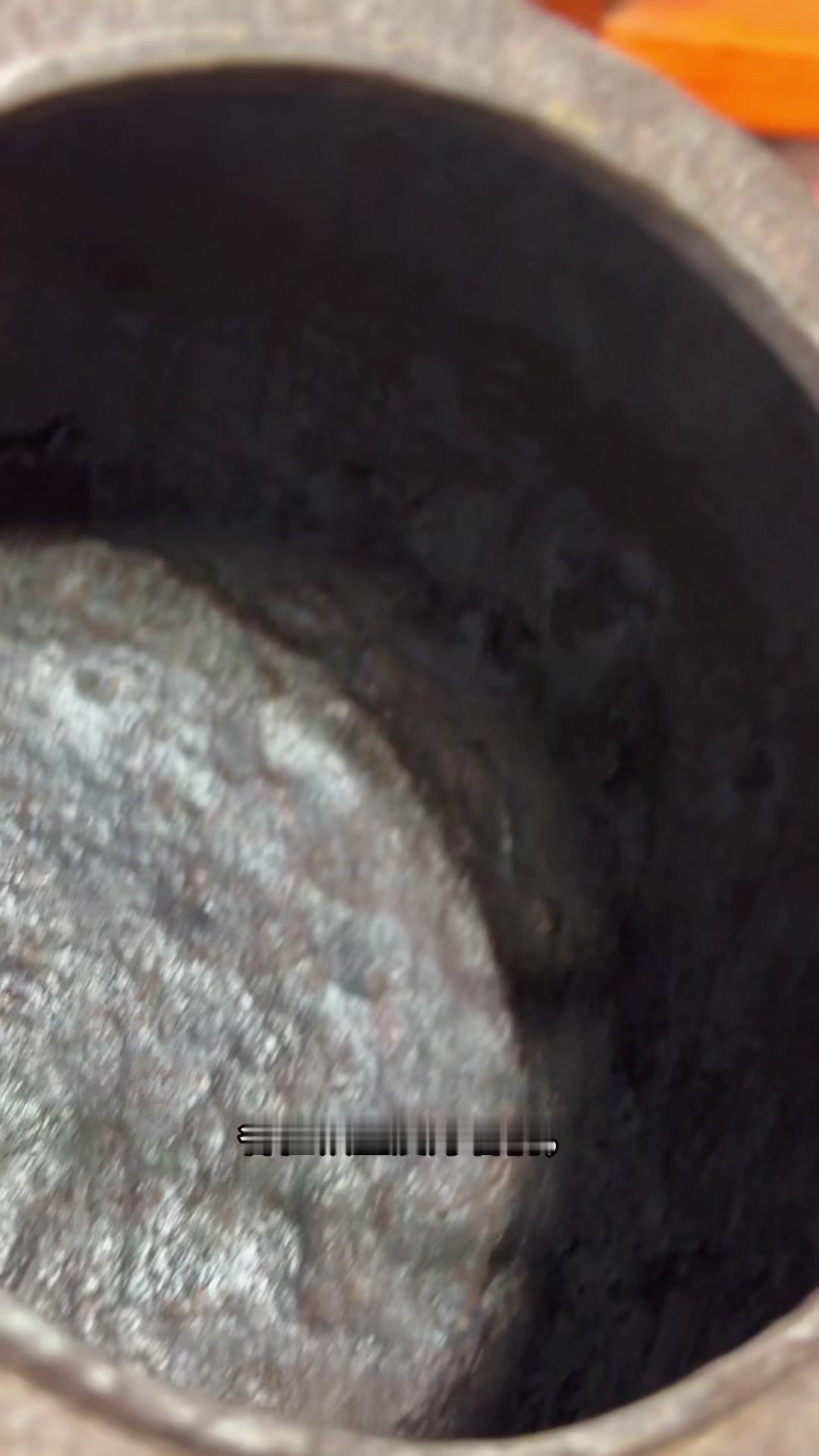 老铁壶养水垢还是养锈？以前总纠结这个问题，现在终于有答案了——入门养垢，高手养锈