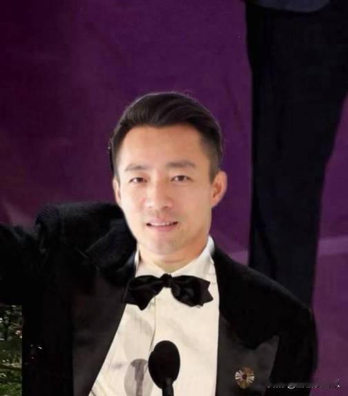 汪徐两家现在的区别
汪这边在安安心心带孩子
徐这边在各种纪念
自从人走之后，汪小