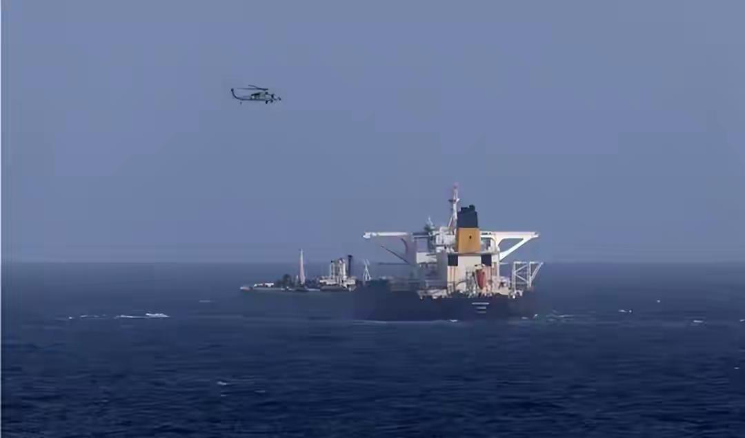 俄方痛斥海盗行径！美军公海肆意扣船，安理会紧急会议彻底炸锅