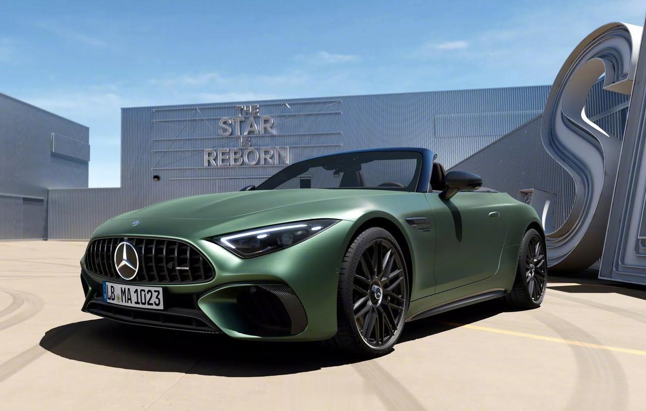 梅赛德斯-AMG SL63 S E Performance

这可能是有史以来最