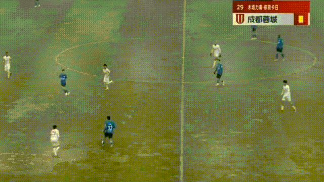 随着沧州雄狮主场爆冷，1：0击败成都蓉城，升班马深圳新鹏城主场0：4不敌天津津门