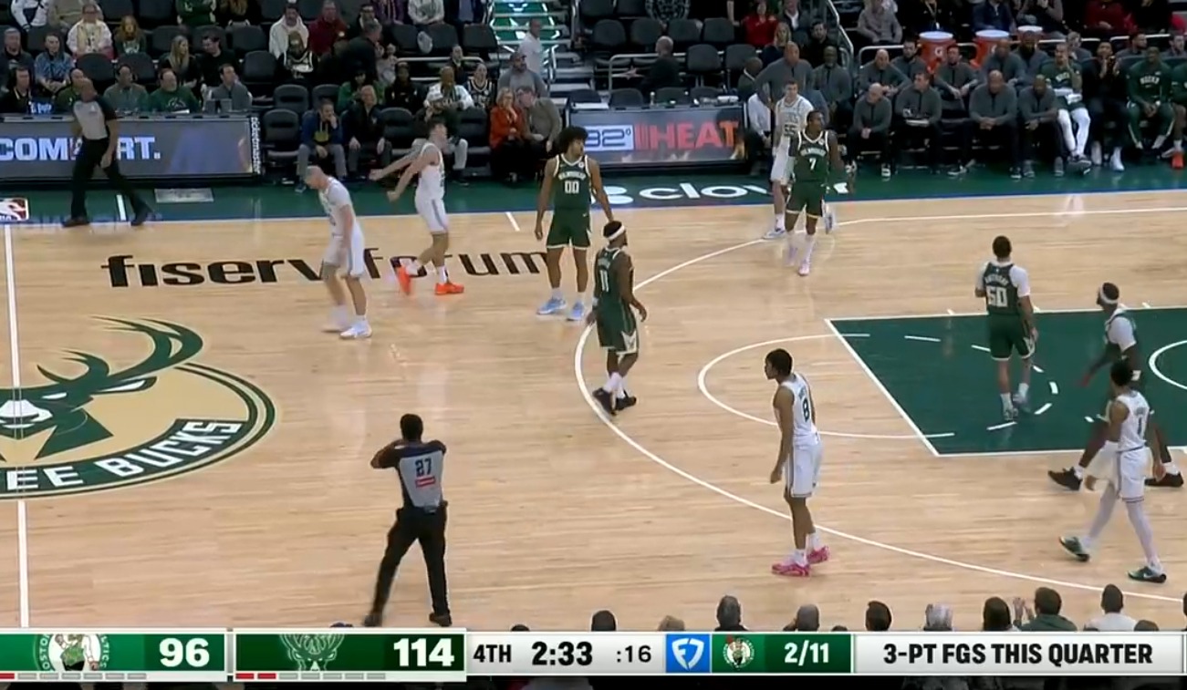 无字鹿主场把打爆湖人的凯尔特人打爆了，雄鹿三分26中13，波蒂斯几乎弹无虚发，1