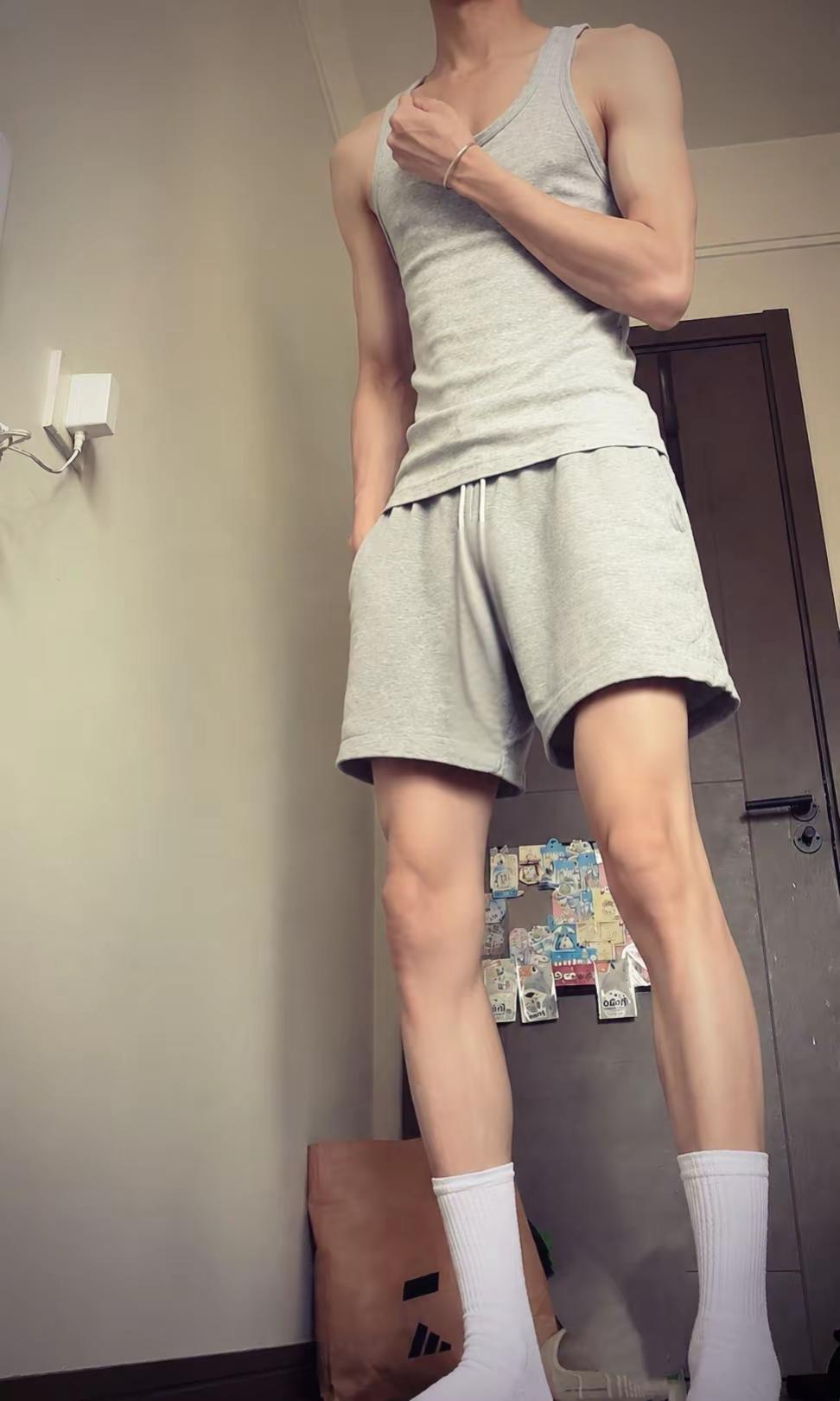 允许我的薄肌 当一天