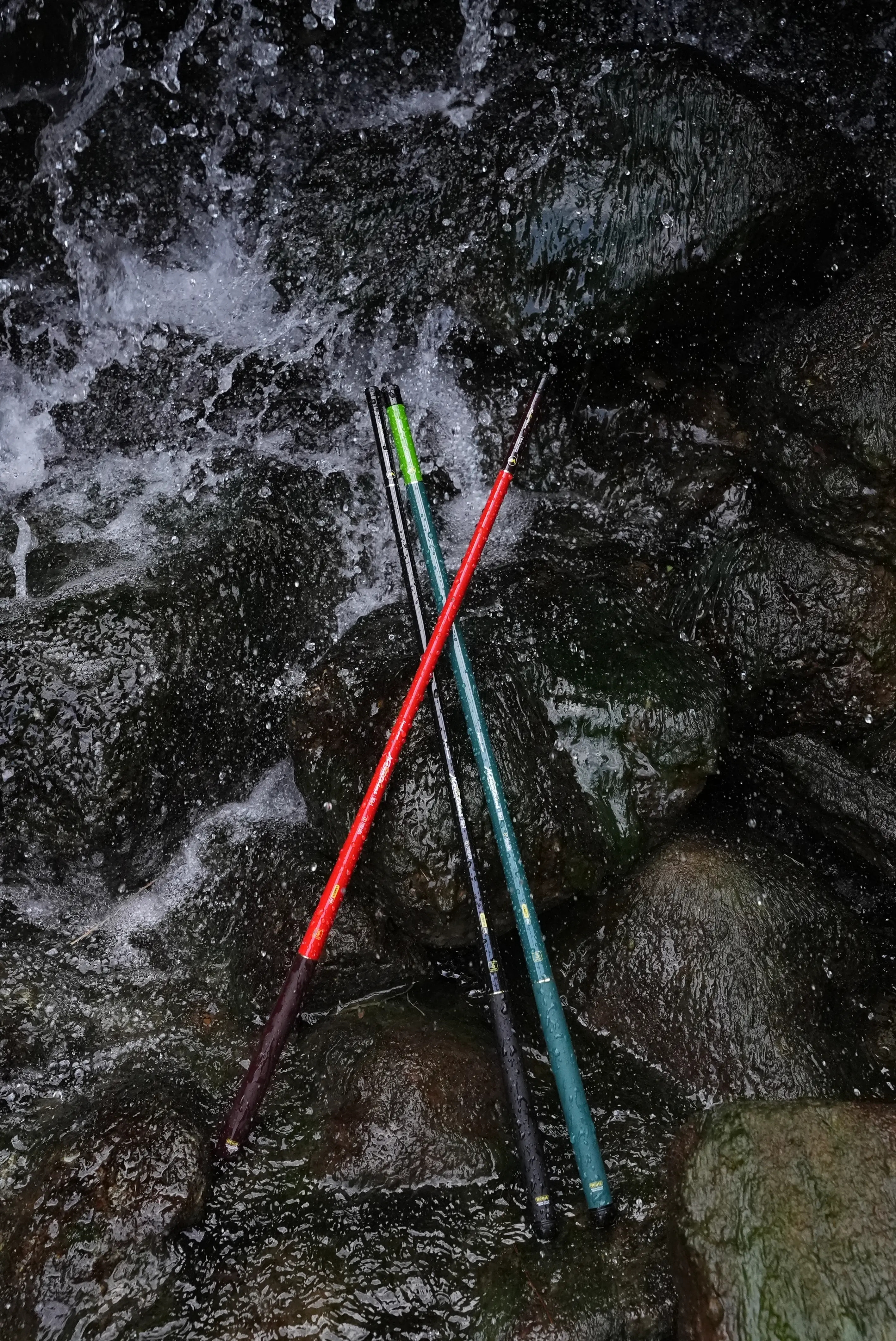 北禾全面升级的御山三代，更轻更硬，钓重值更大，还有多种颜色可以选！