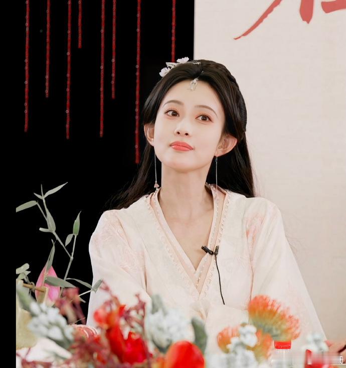 徐志胜说孟子义是本色出演  徐志胜:这婚必须离！毕竟孟姐撒娇这么甜，下一个更乖！