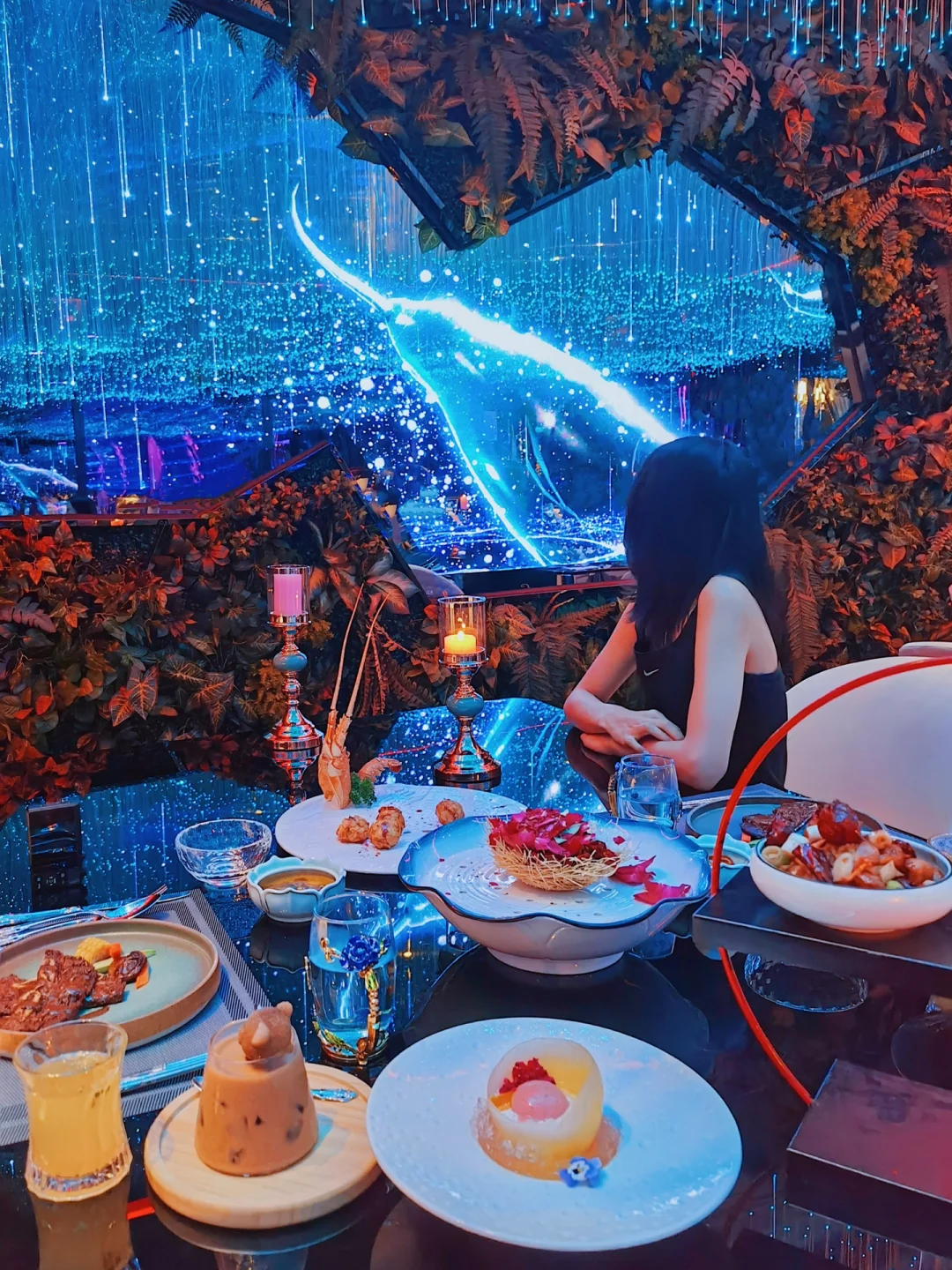 成都探店🌏隐藏在KTV里的海底世界约会餐厅