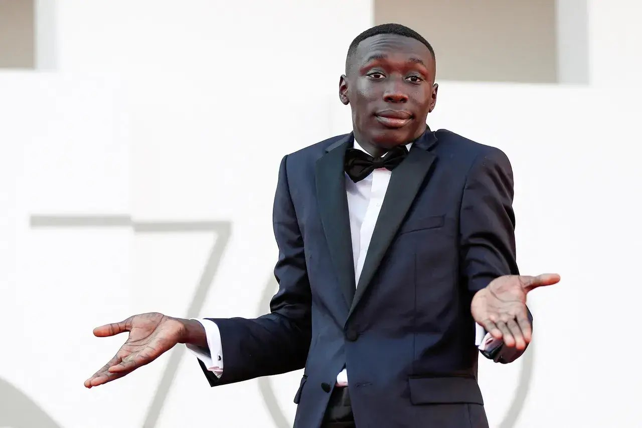 福布斯报道，25岁拥有1.6亿粉丝的TikTok顶级网红无语哥Khaby Lam