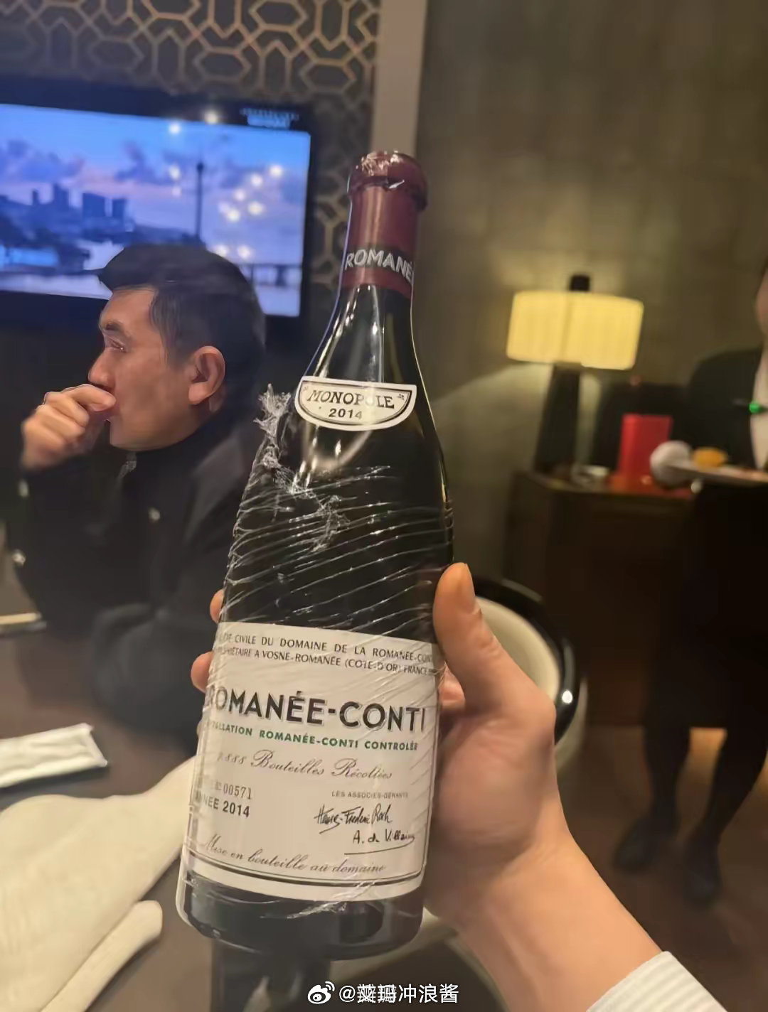杨子和留几手私下喝酒，李行亮没有被邀请。。。 ​​​