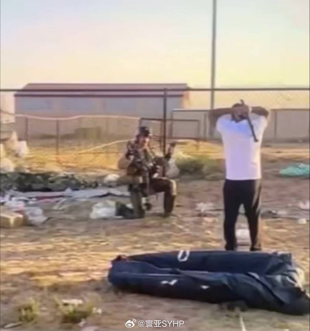 科威特国防部说多架美军战机坠毁科威特国防部报告称，多架美国战斗机于今日早些时候坠