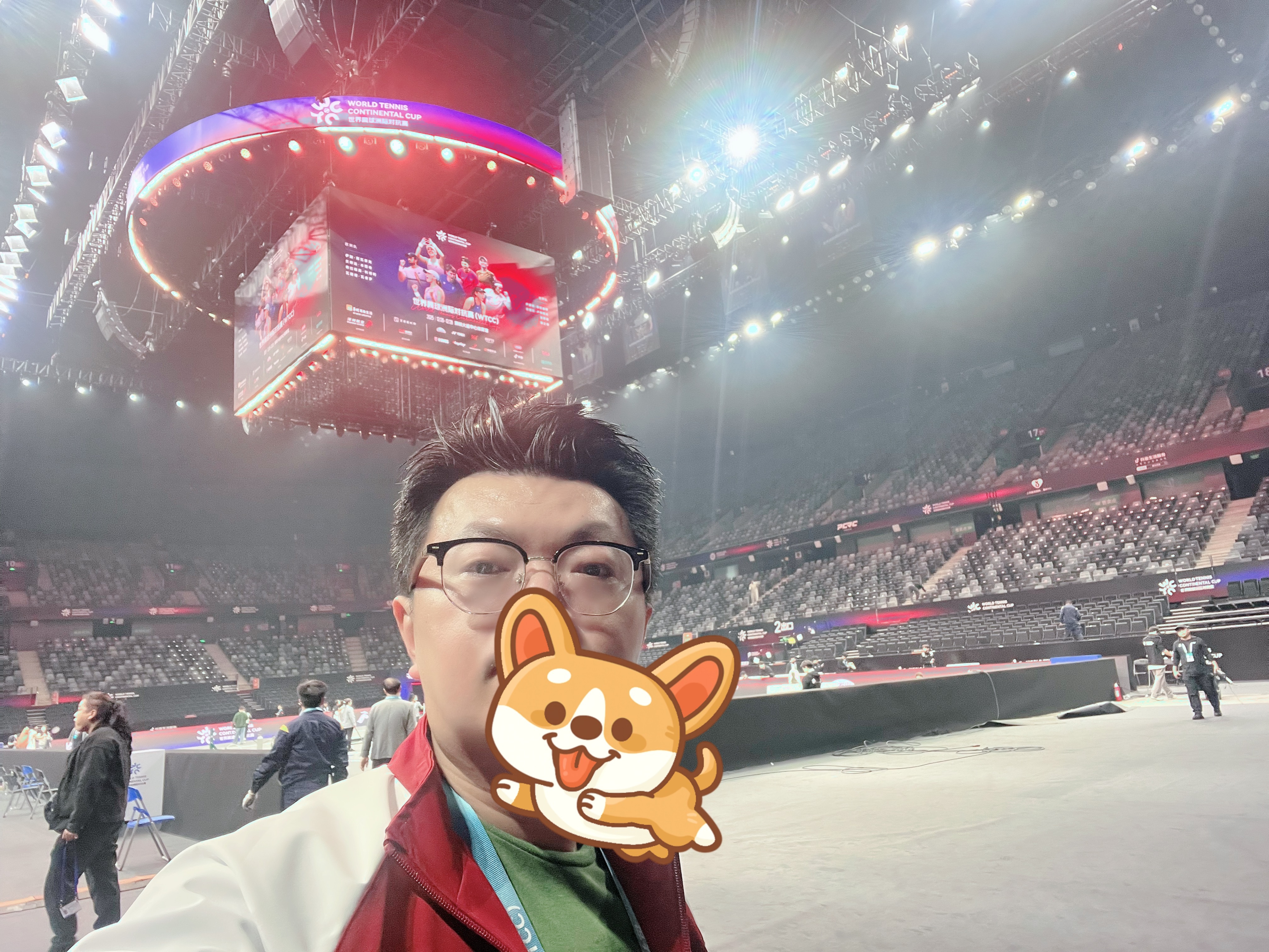 网球talking大会wtcc世界网球洲际对抗赛 散场的最后，师傅在拆搭建，来拍